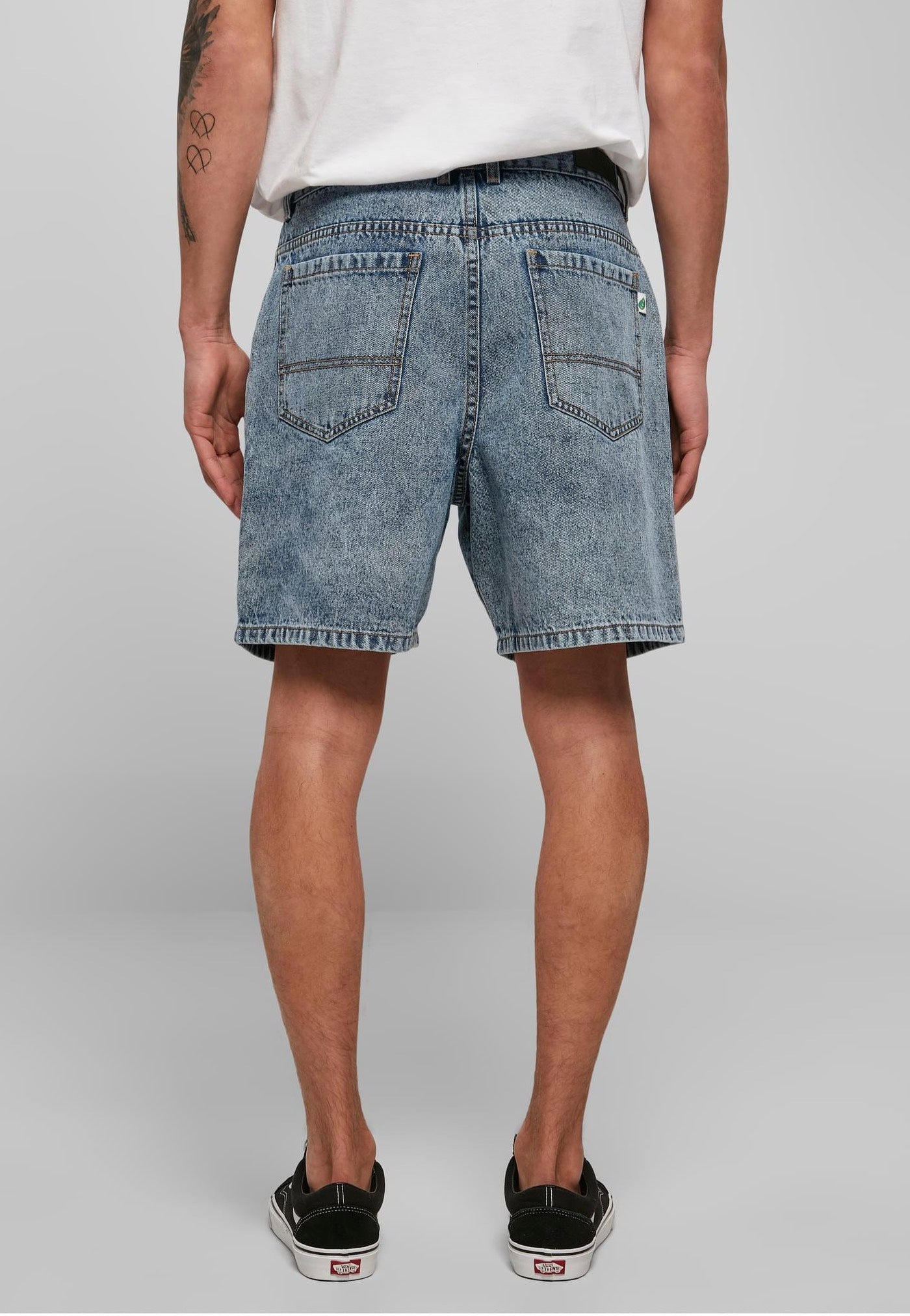 Urban Classics - Organic Denim Bermuda Light Skyblue Acid Washed - Shorts | Men-Image