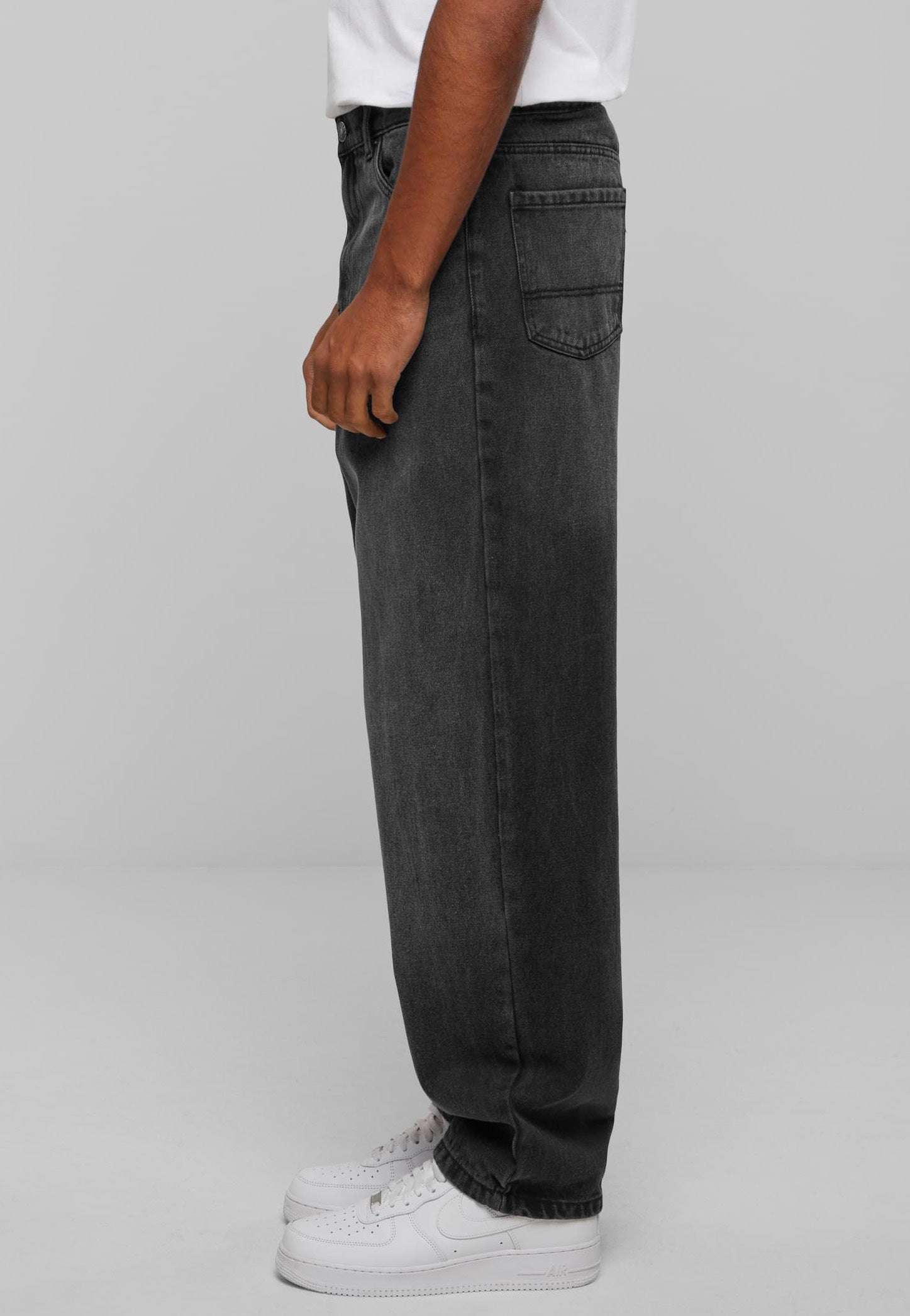 Urban Classics Heavy Ounce Baggy Fit Black Washed Jeans AFM