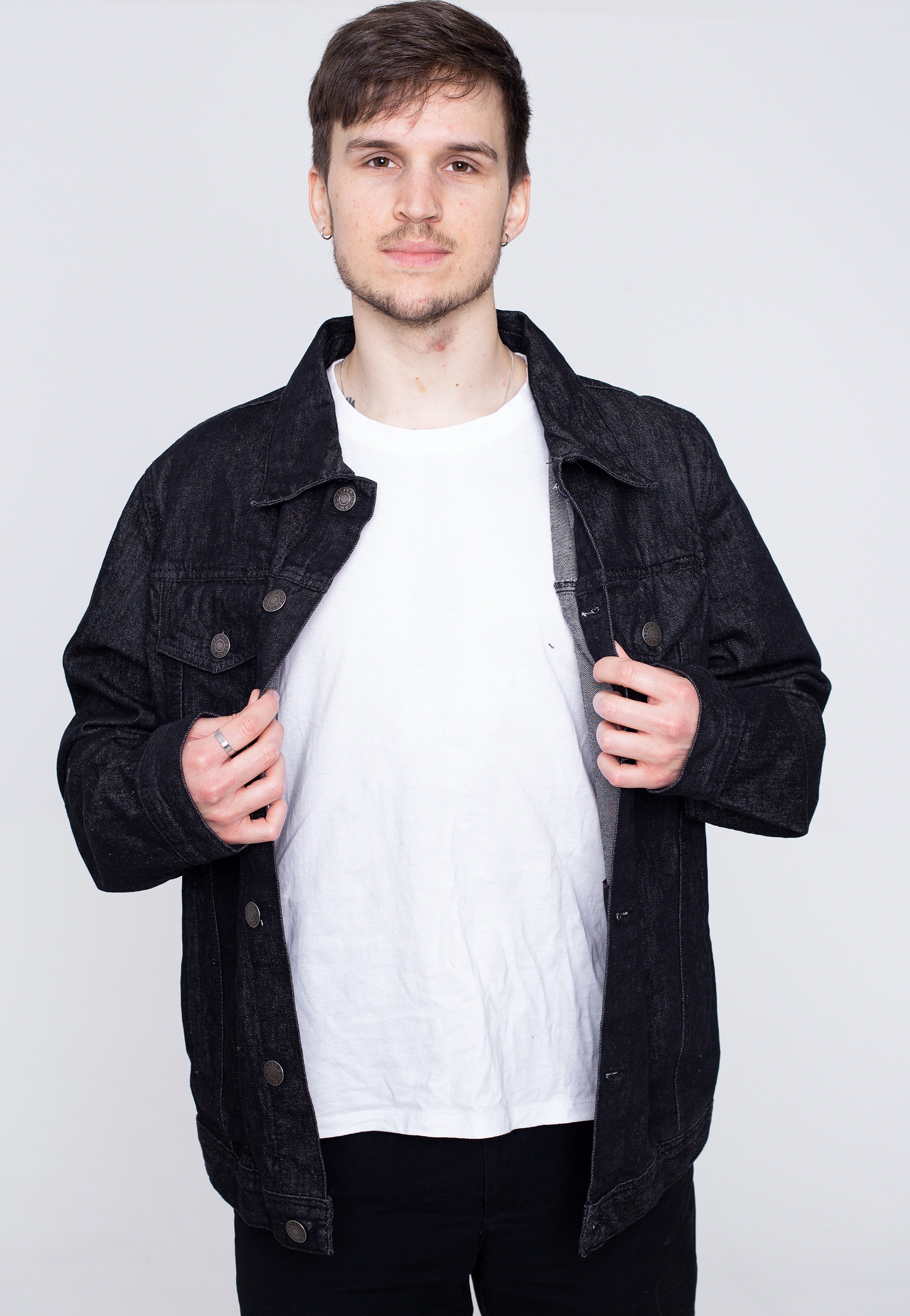 Urban Classics - Organic Basic Denim Black Washed - Jeans Jacket | Men-Image
