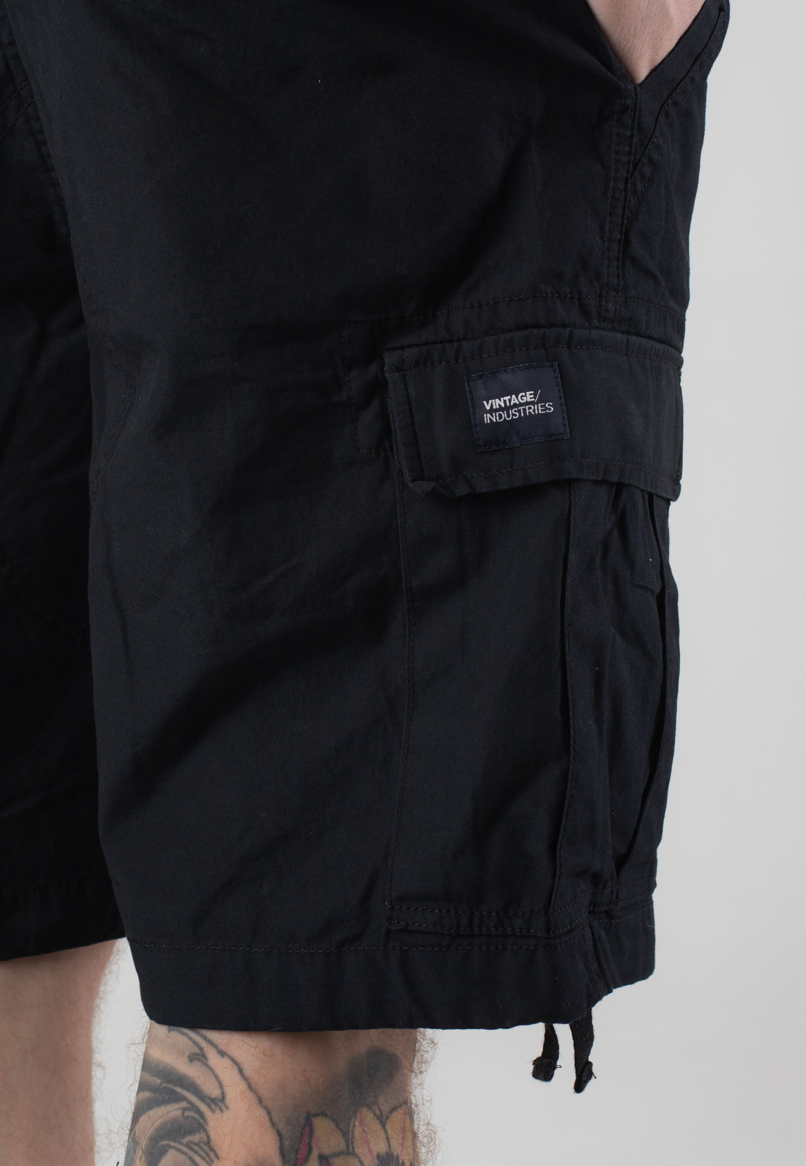 Vintage Industries - Davis Black - Shorts | Men-Image